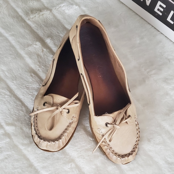 Aldo Leather Moccasins - Picture 2 of 7